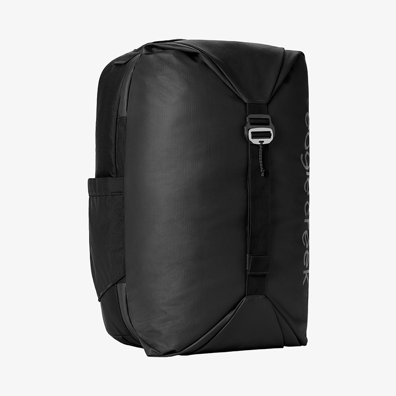 TOUR TRAVEL PACK 40L in Black 